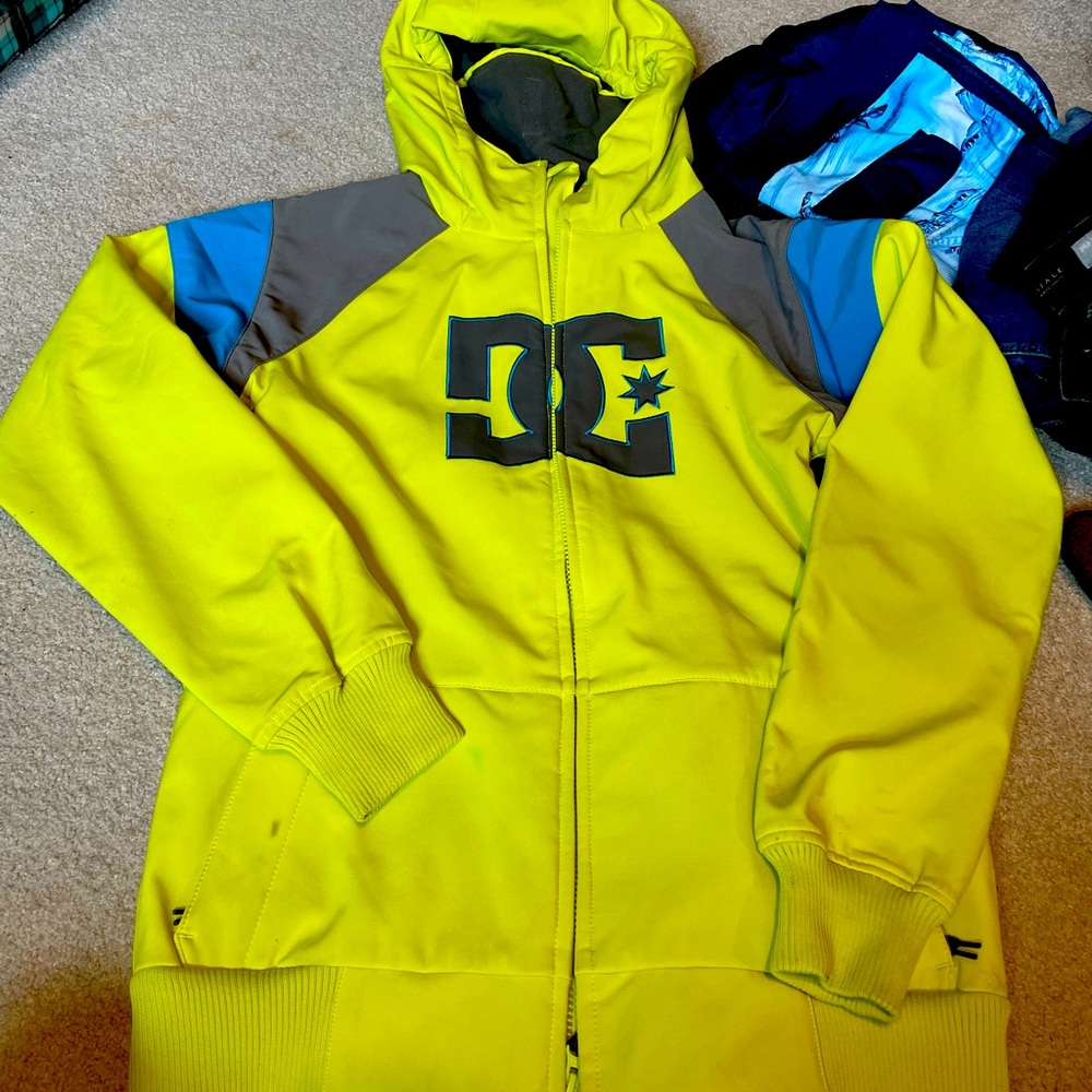 Snowboarding jacket by dc